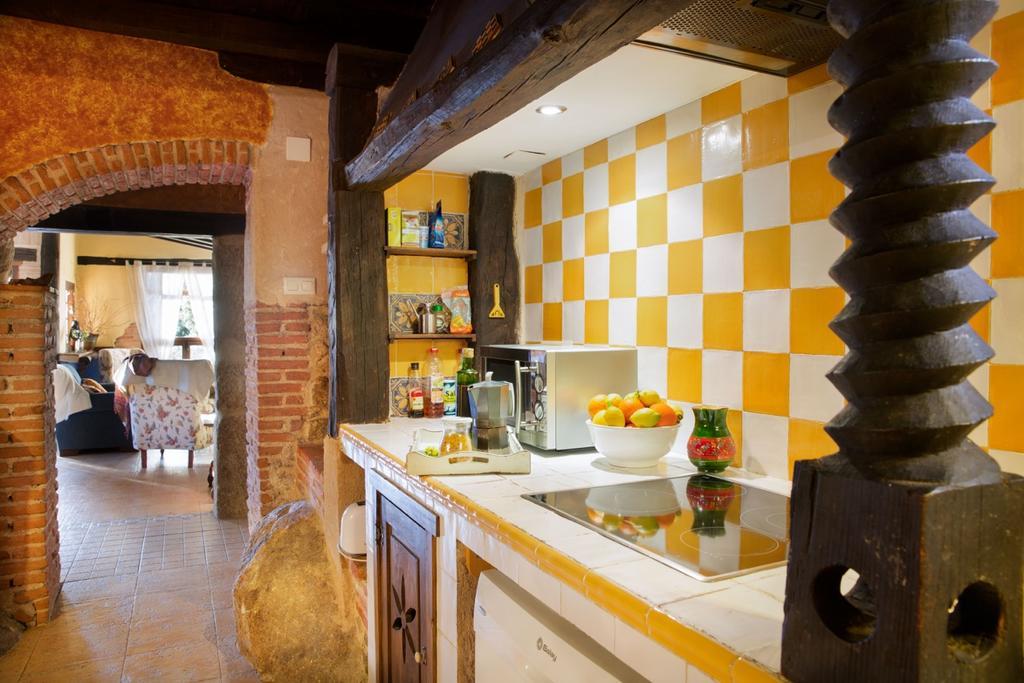 Casa Rural La Casa Del Bosque Navaconcejo Exteriér fotografie