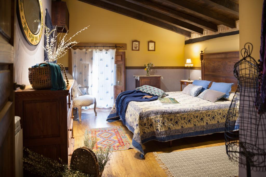 Casa Rural La Casa Del Bosque Navaconcejo Exteriér fotografie